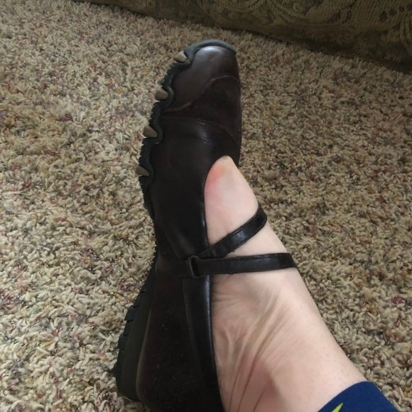 Sketchers Leather "Bikers" Mary Janes - Picture 2 of 4